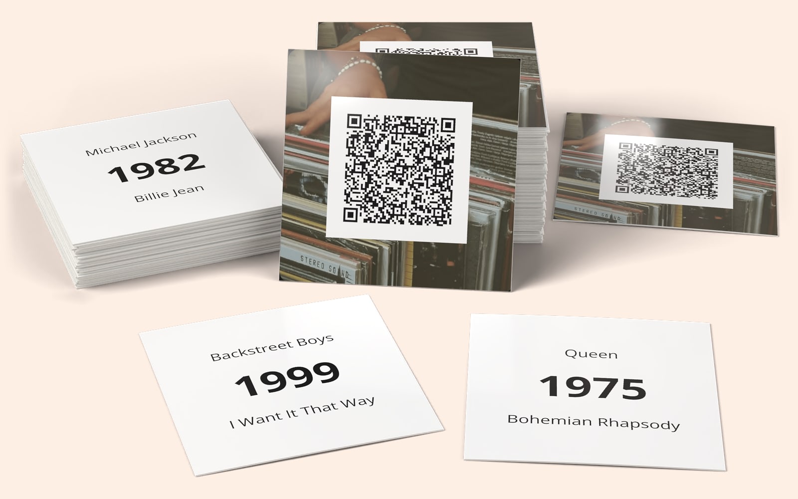 QRSong! muziekkaarten van FAVSS💕: het kaartontwerp met de QR-code, en de artiest, het jaartal en de titel op de achterkant van elke kaart